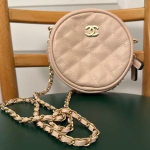 Chanel Round Clutch w/ Chain Quilted Caviar Mini